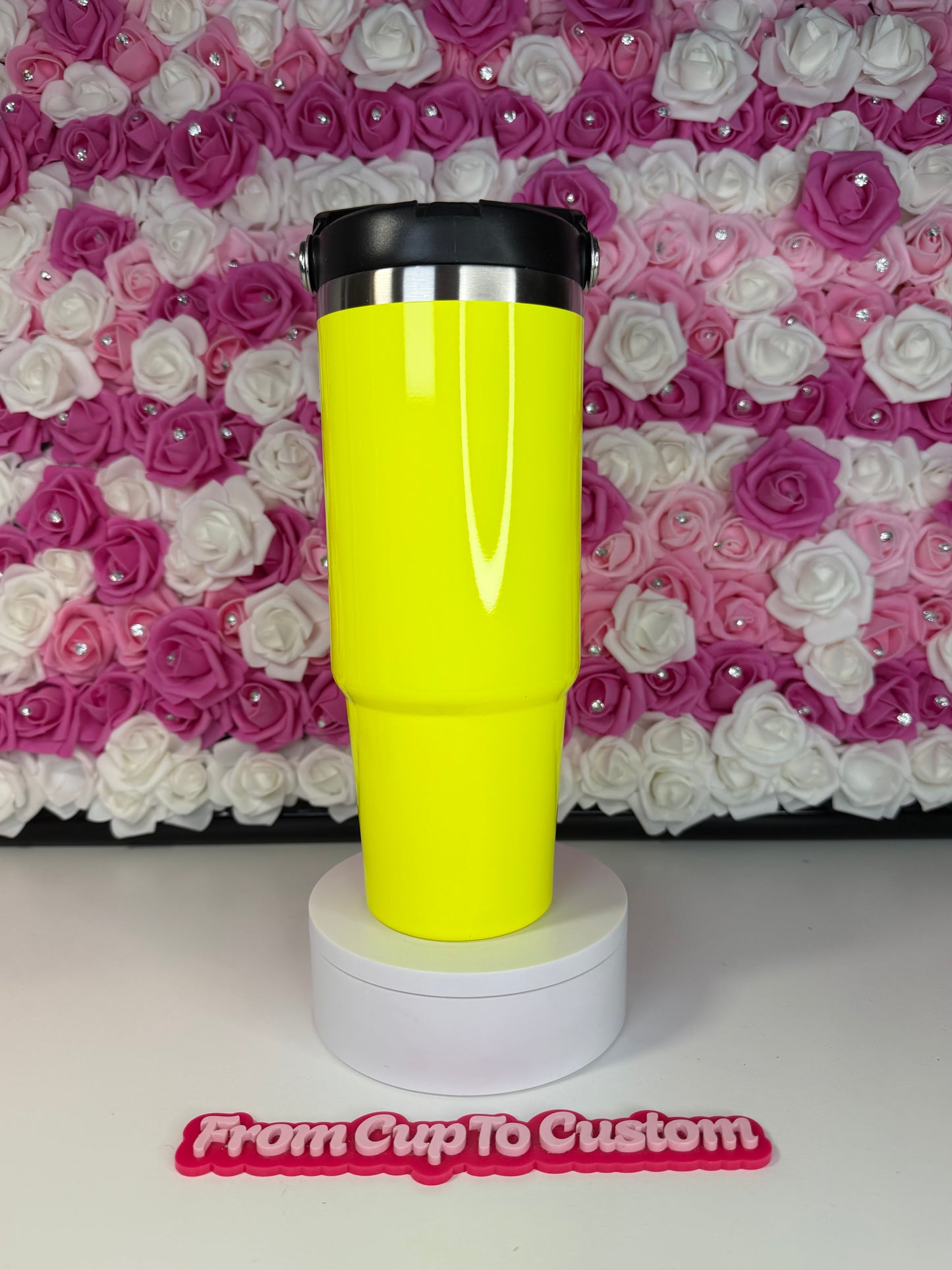 30 oz insulated tumbler with leak proof lid
